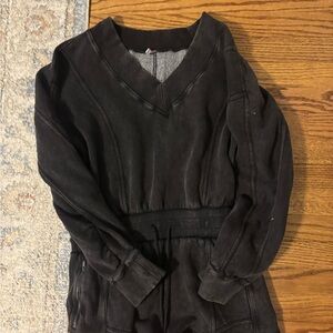 Black V-Neck Long Sleeve Jumpsuit